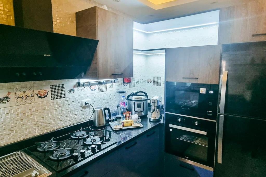 Luxury Vip Apartment El El Cairo Exterior foto